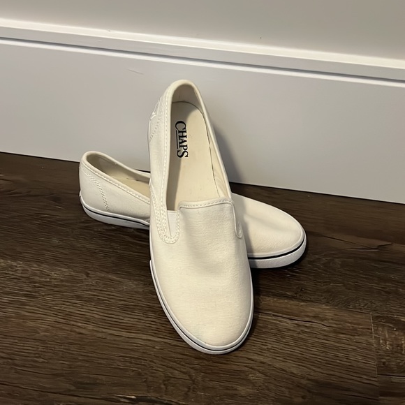 White shoes - Picture 2 of 2